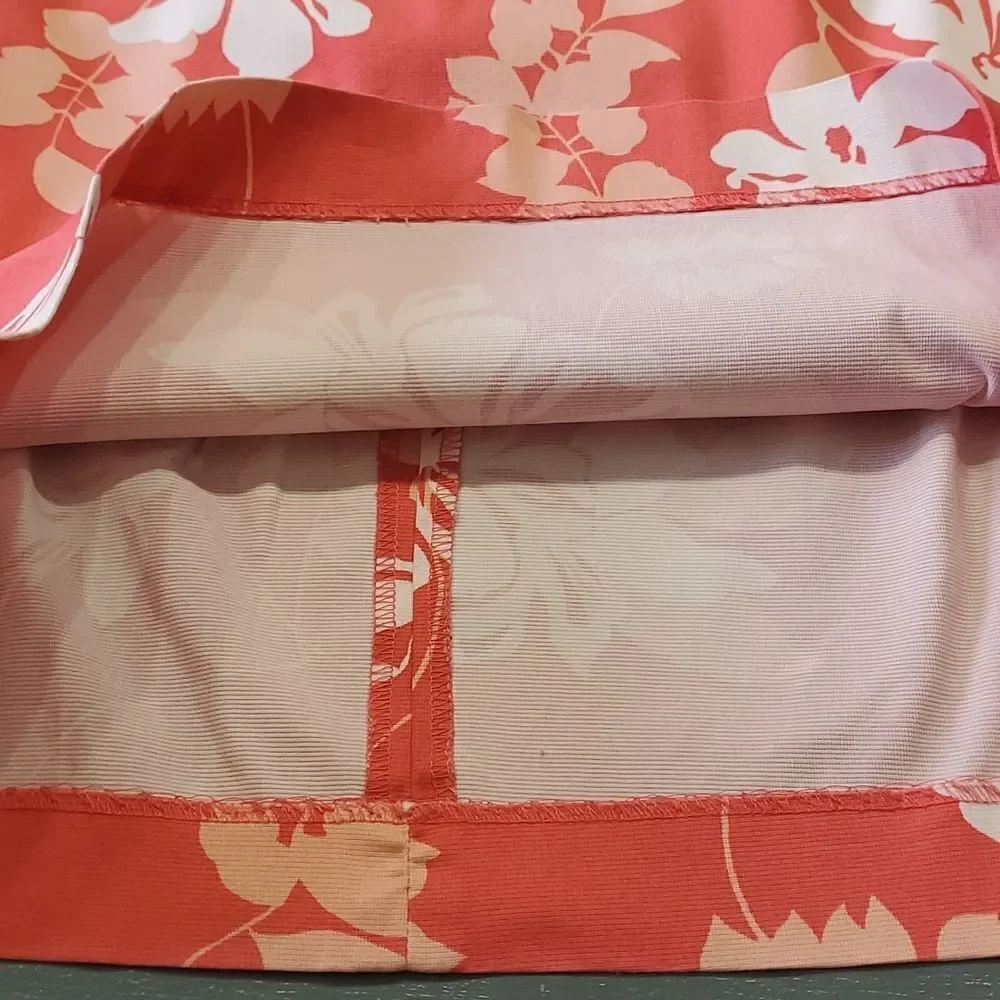 Rafaella skirt, size 8. Pink floral design. 97% cotton‎ 3%spandex. Barbiecore